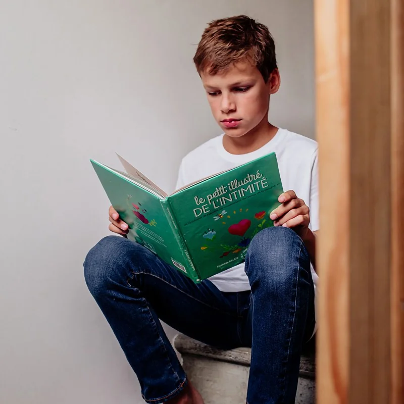 Livre Le petit illustré de l'intimité tome 4